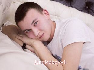 Urniceboyvil