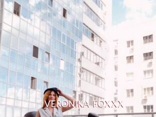 VERONIKA_FOXXX