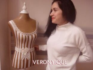 VERONYIQUE
