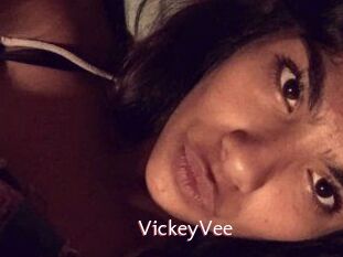 Vickey_Vee