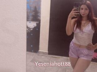 Yeseniahott88